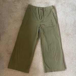 Green cropped wide leg pants!